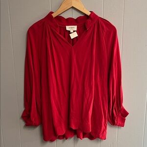 NWT Red Umgee Scallop Blouse V Neck Size Small